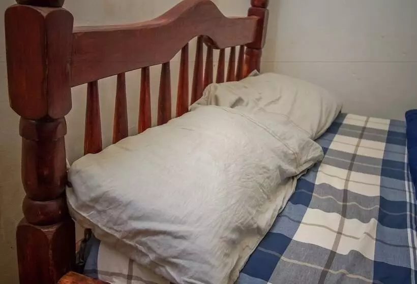 Hotelli Ewaka Guesthouse And Backpackers   Hostel