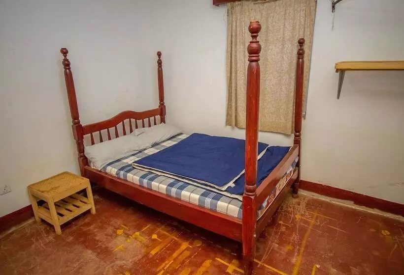 Hotelli Ewaka Guesthouse And Backpackers   Hostel