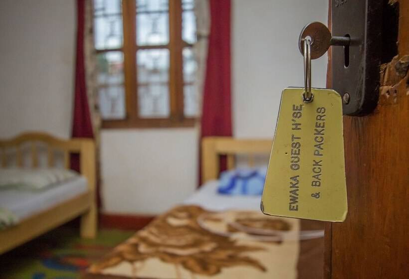 هتل Ewaka Guesthouse And Backpackers   Hostel