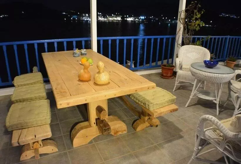 هتل Heliotropio Studios & Apartments