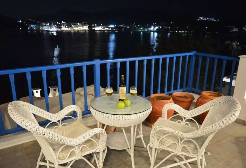 هتل Heliotropio Studios & Apartments