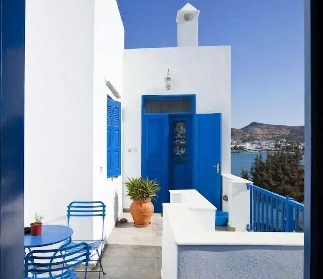 هتل Heliotropio Studios & Apartments