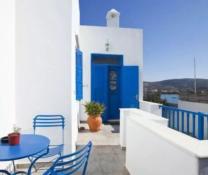 هتل Heliotropio Studios & Apartments