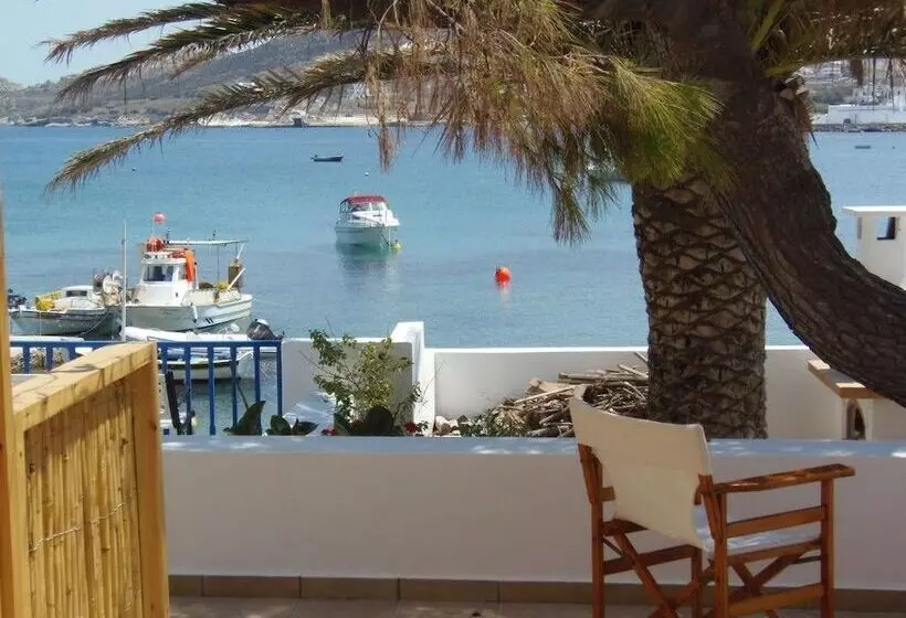 هتل Heliotropio Studios & Apartments