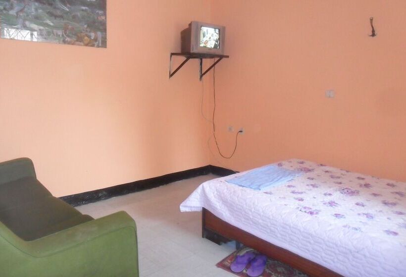 هتل Libanos Pension