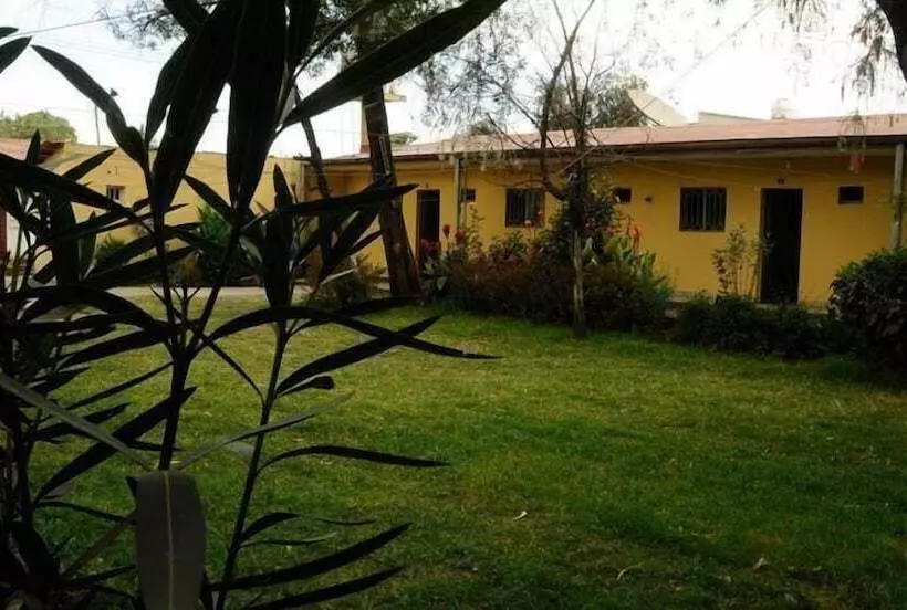 هتل Libanos Pension