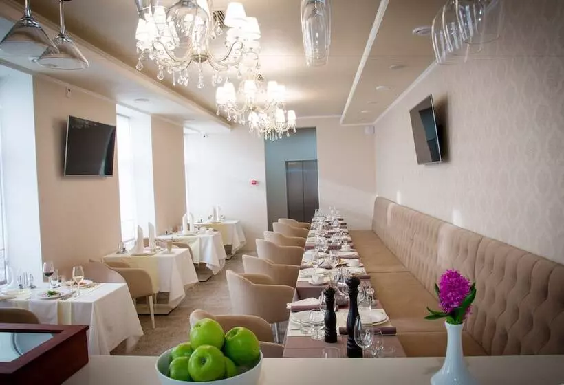 هتل Pletnevskiy Inn