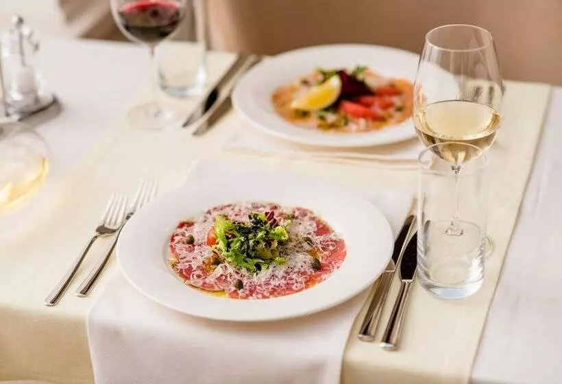 هتل Pletnevskiy Inn