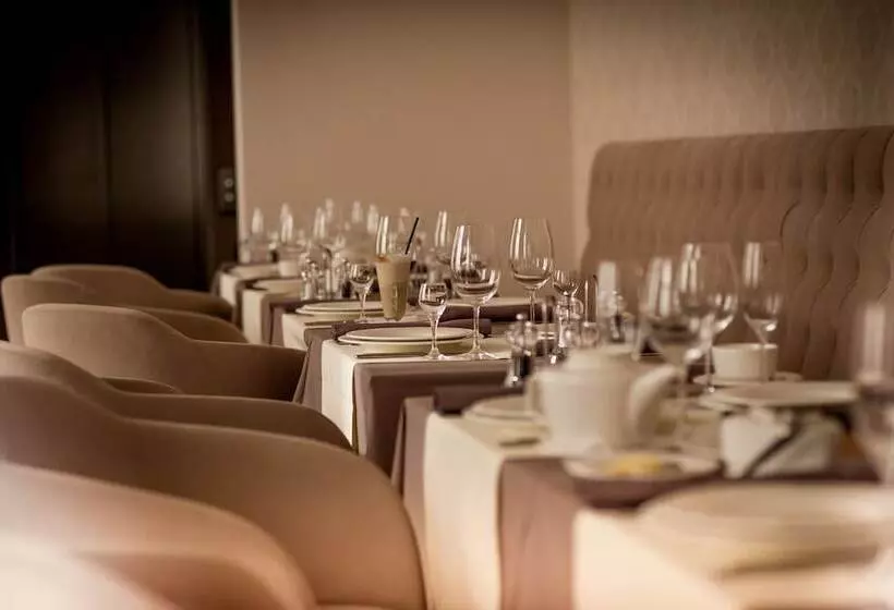 هتل Pletnevskiy Inn