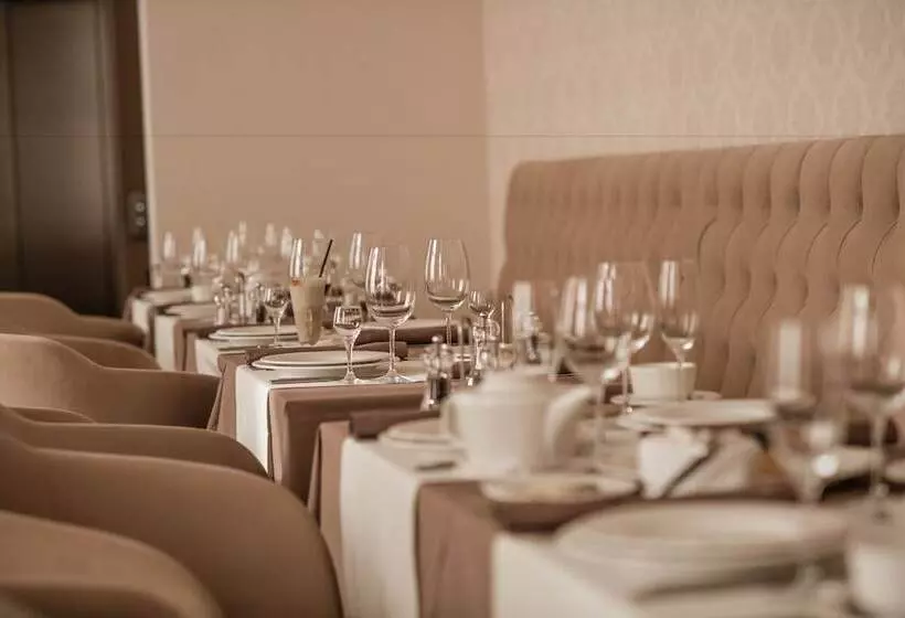 هتل Pletnevskiy Inn