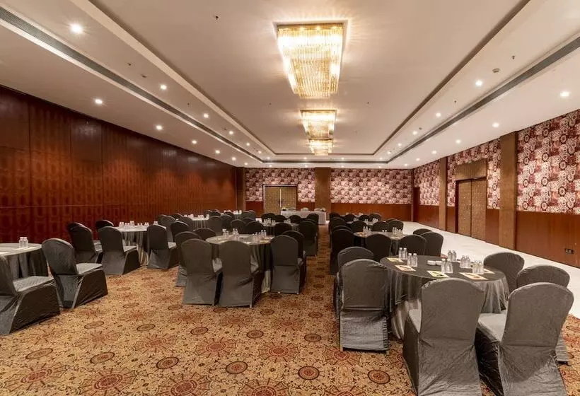 Hotelli Saya Grand Club & Spa Resort