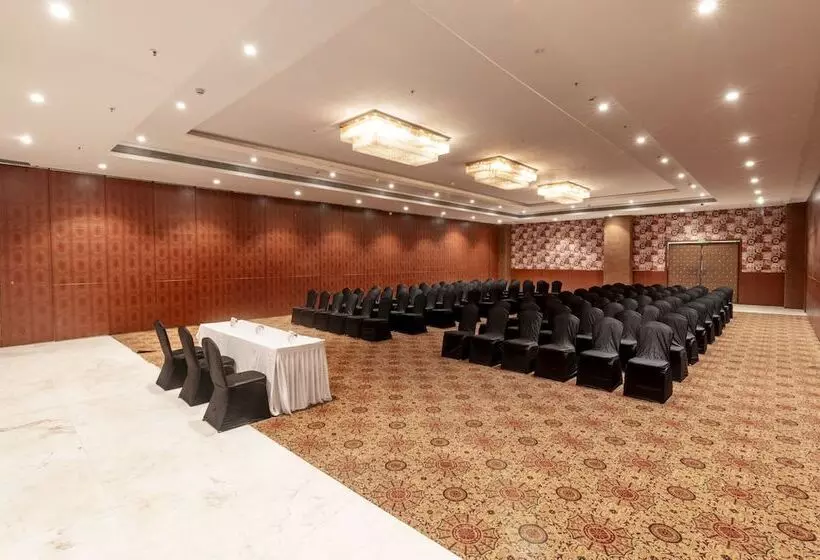 Hotelli Saya Grand Club & Spa Resort
