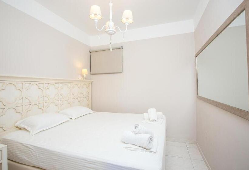 ホテル Voula Studios