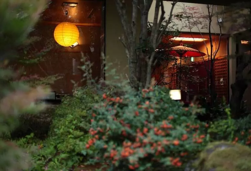 Hotelli Yufuin Onsen Ryokan Mebaeso