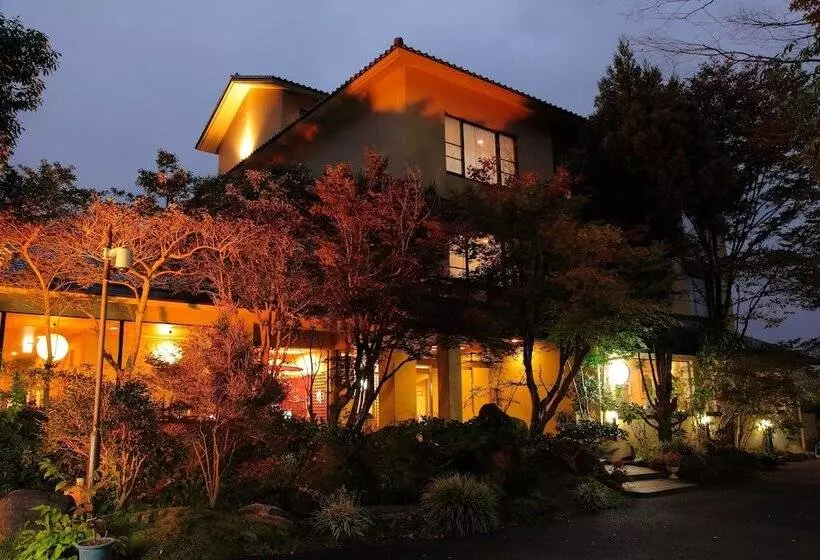 Hotelli Yufuin Onsen Ryokan Mebaeso