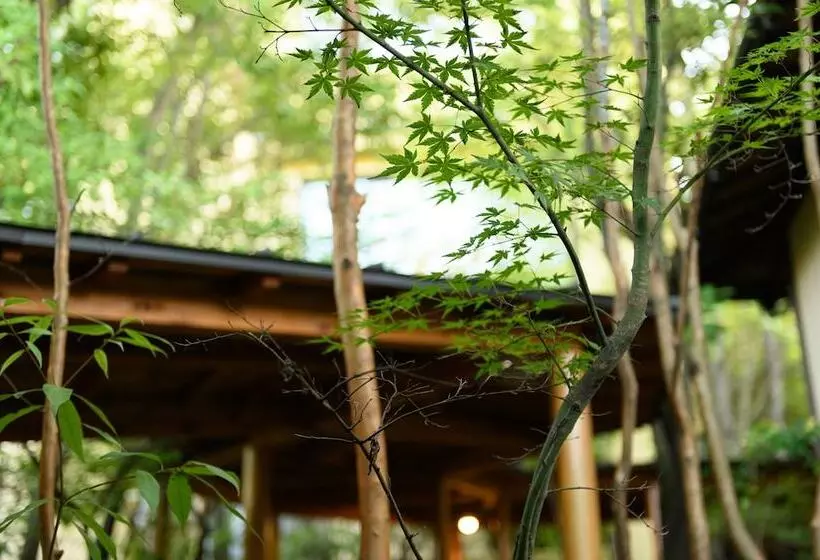 Hotelli Yufuin Onsen Ryokan Mebaeso