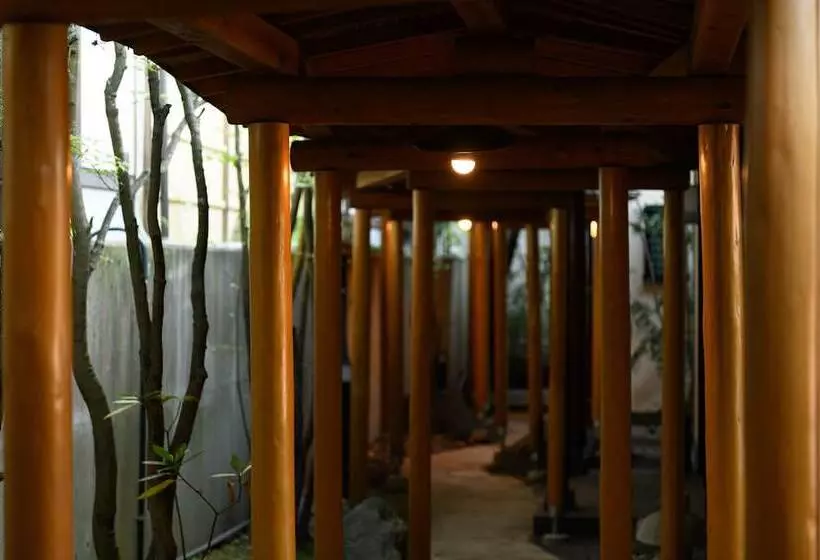 Hotelli Yufuin Onsen Ryokan Mebaeso