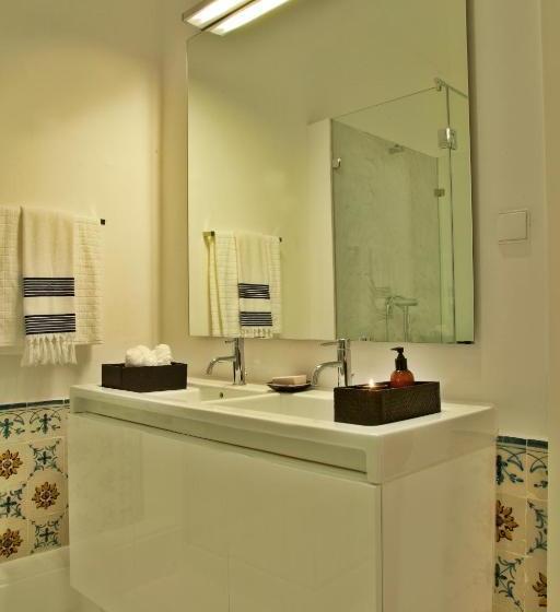 Lisbon Five Stars Apartments Correeiros 28