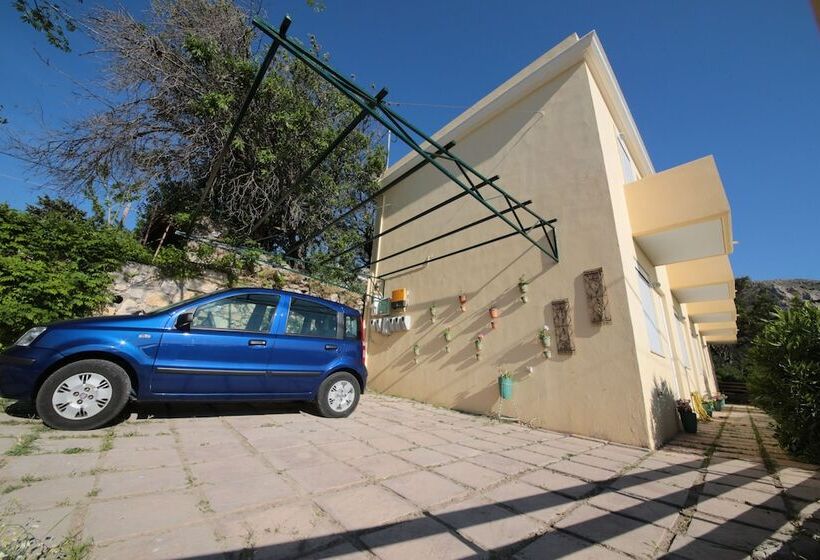 Point Twins Apartments