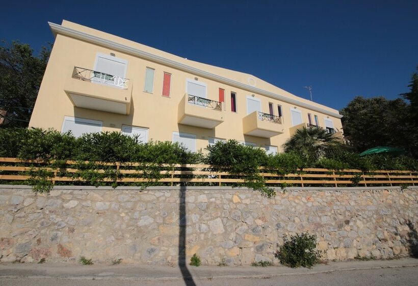 Point Twins Apartments