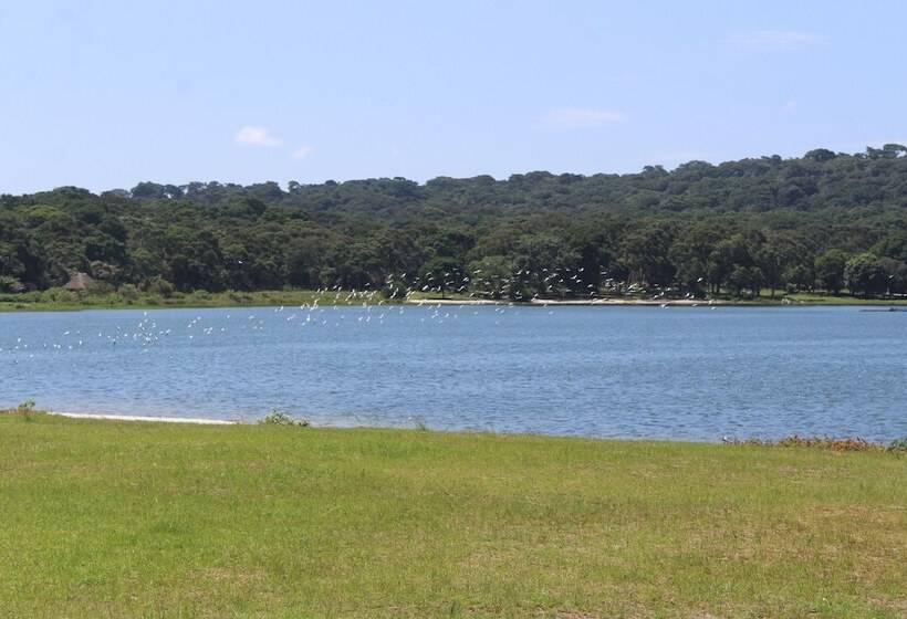 Victoria Forest Resort