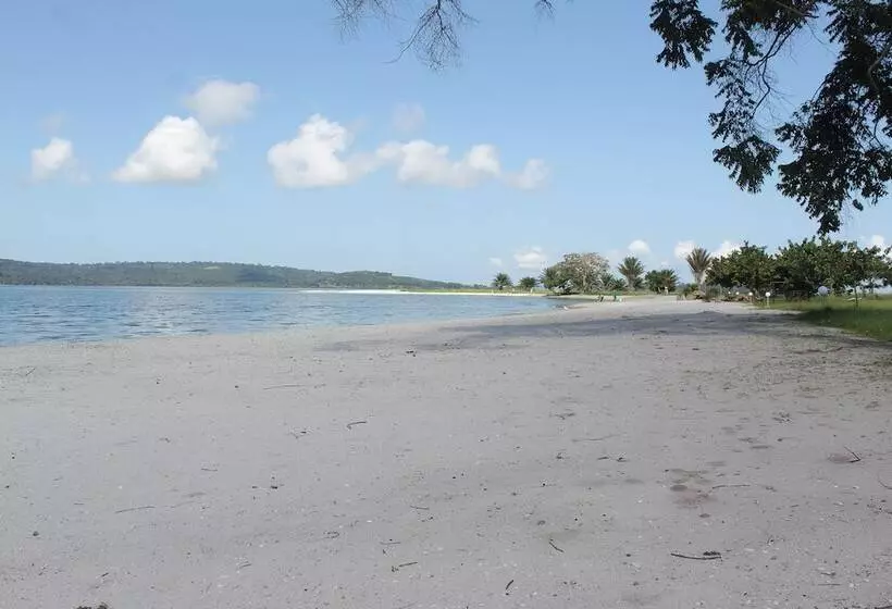 Victoria Forest Resort