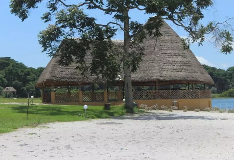 Victoria Forest Resort