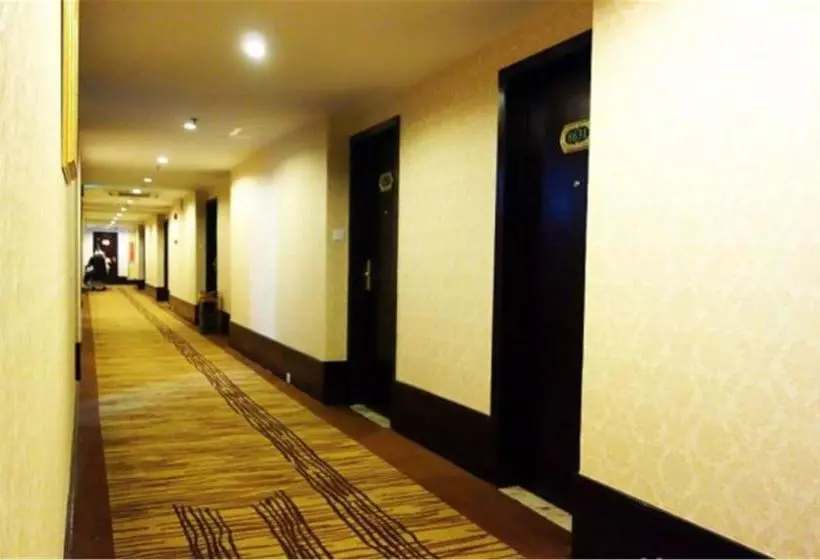 هتل Vienna 3 Best  Shanghai Expo Sanlin