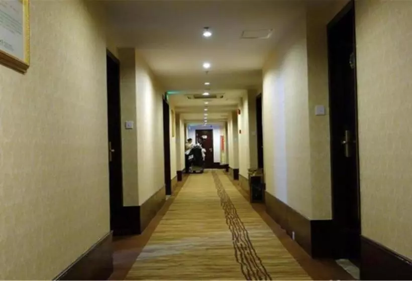 هتل Vienna 3 Best  Shanghai Expo Sanlin