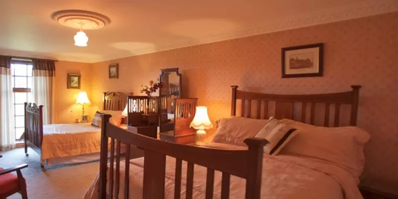 Aamiaismajoitus (B&B) Cavangarden House