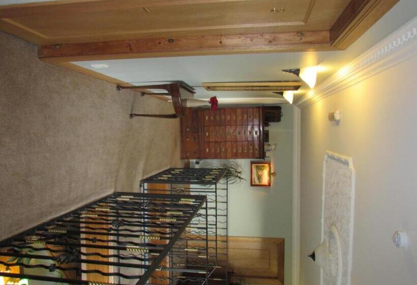 مبيت وإفطار Dungimmon House