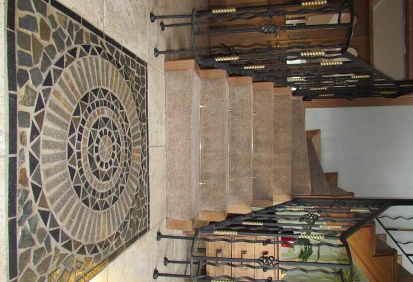 مبيت وإفطار Dungimmon House