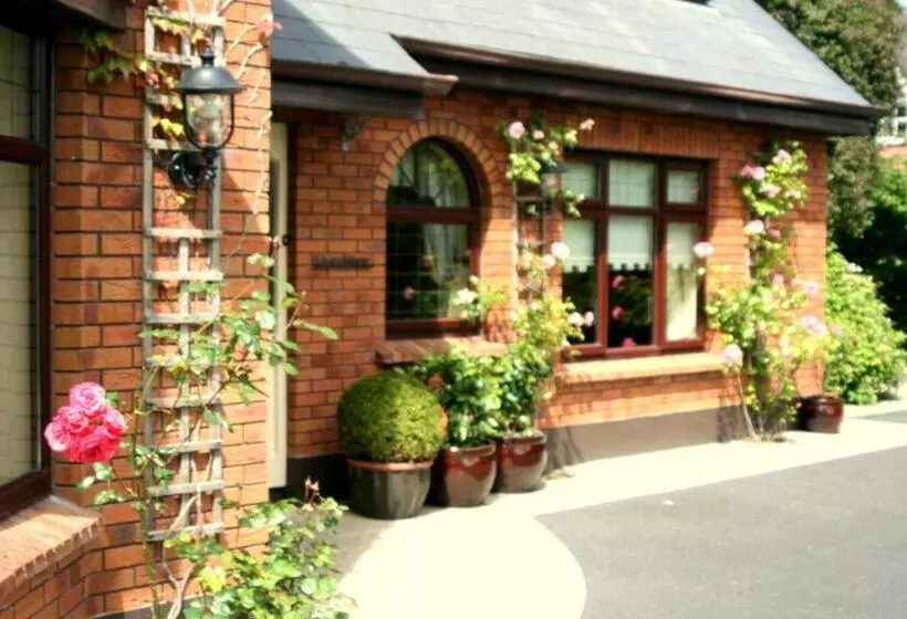 Dunaree Bed And Breakfast