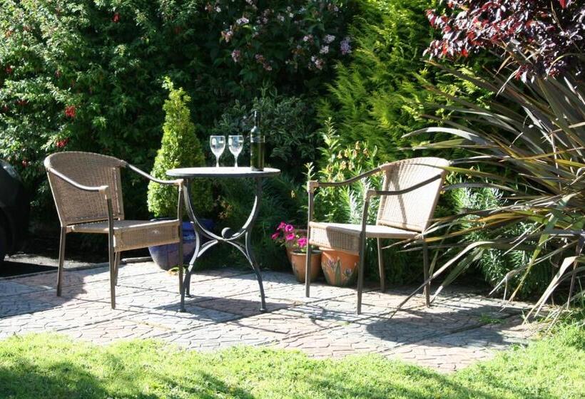 Dunaree Bed And Breakfast