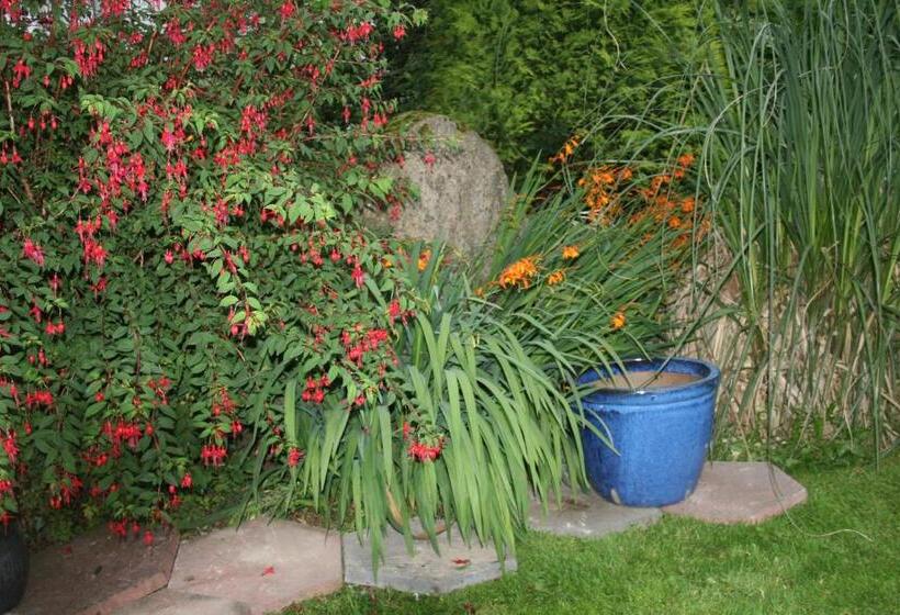 Dunaree Bed And Breakfast