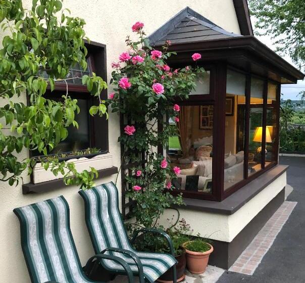 Dunaree Bed And Breakfast