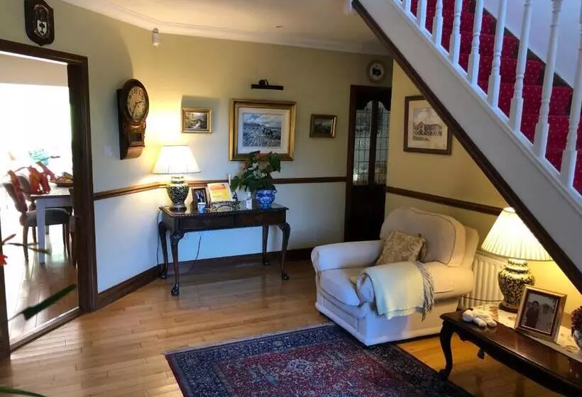 Dunaree Bed And Breakfast