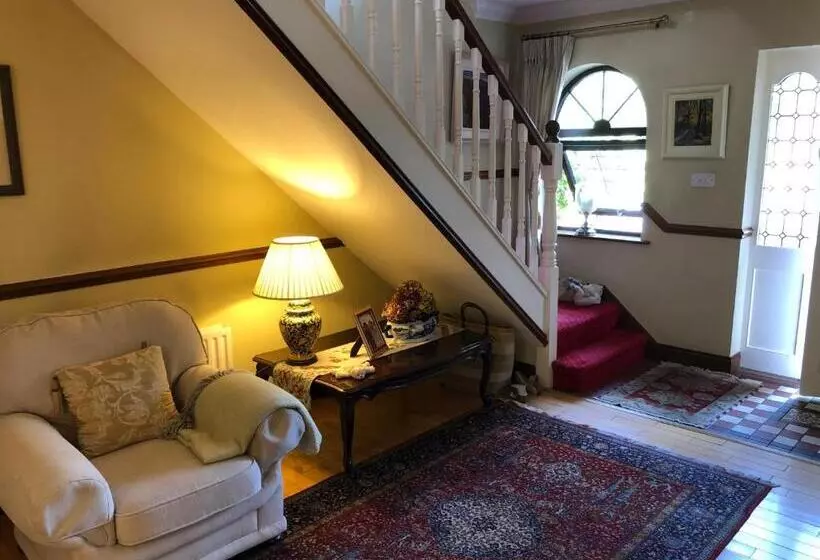 Dunaree Bed And Breakfast