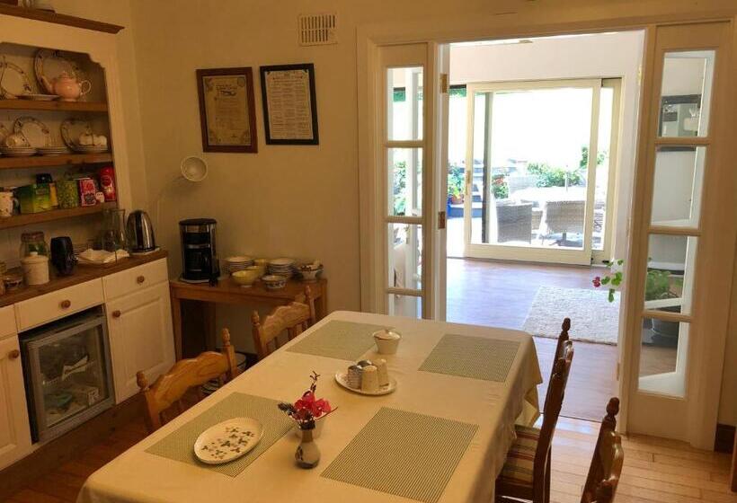 Dunaree Bed And Breakfast