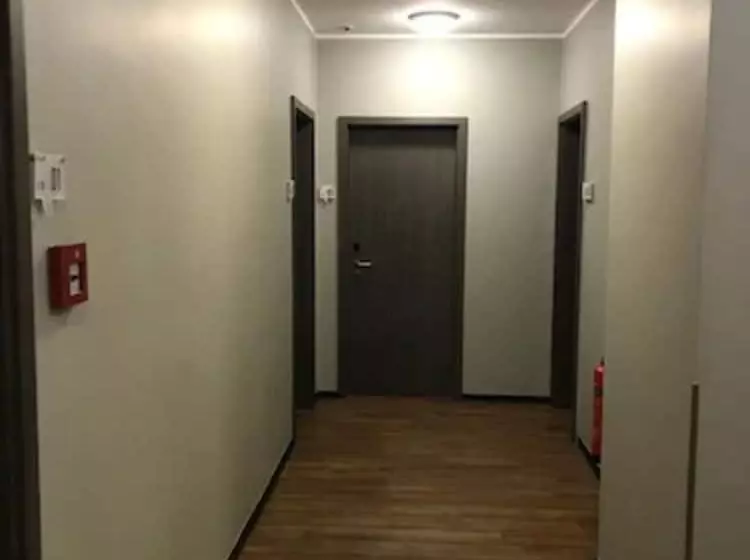 簡易ホテル Art Rock Downtown