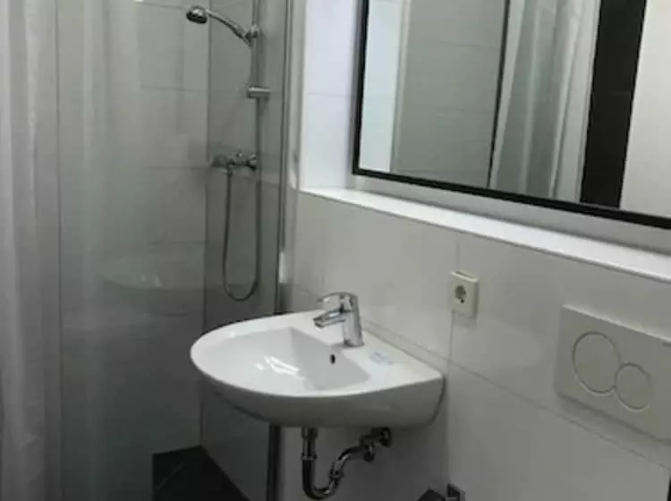 簡易ホテル Art Rock Downtown