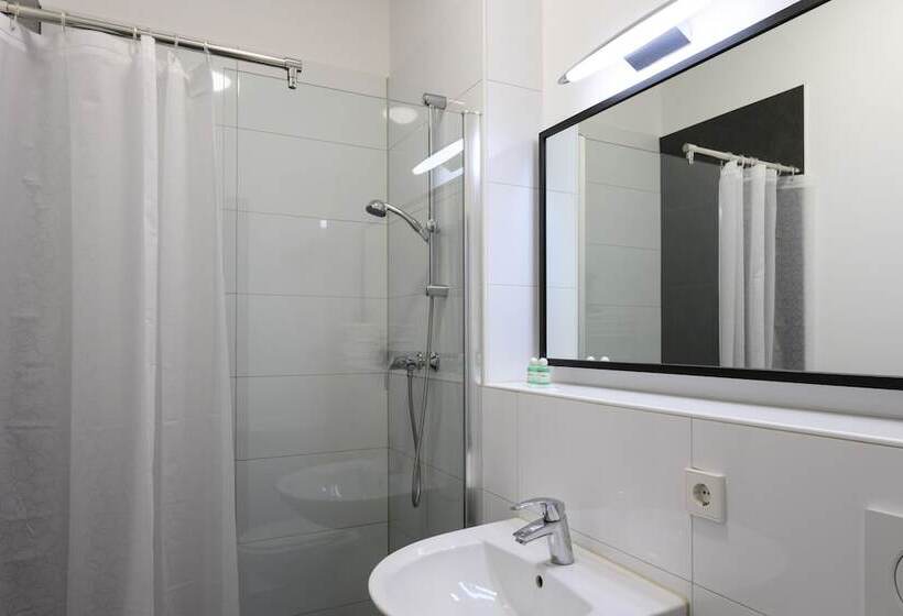 فندق فئة نجمة واحدة Art Rock Downtown