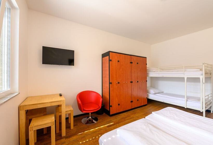 فندق فئة نجمة واحدة Art Rock Downtown