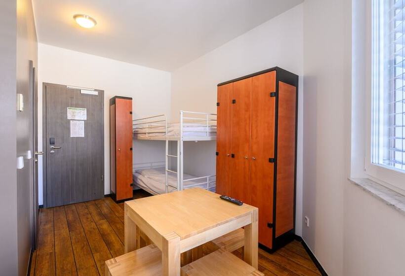 فندق فئة نجمة واحدة Art Rock Downtown