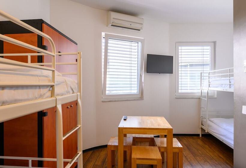 فندق فئة نجمة واحدة Art Rock Downtown