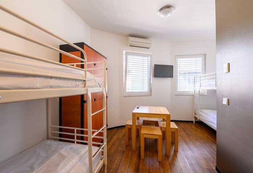 فندق فئة نجمة واحدة Art Rock Downtown