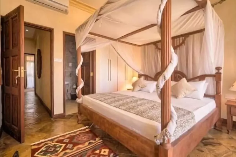 هتل Amani Luxury Apartments Diani Beach