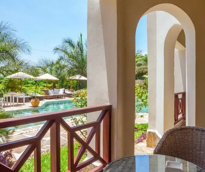 هتل Amani Luxury Apartments Diani Beach