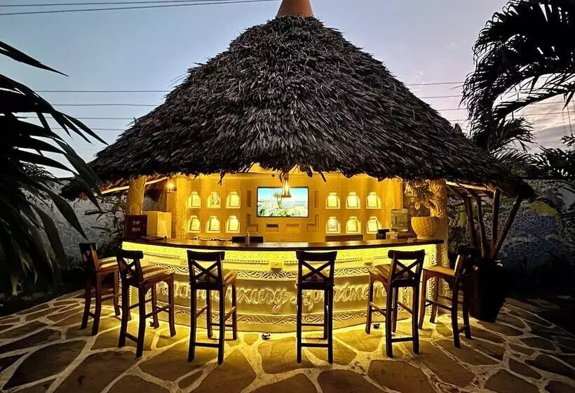 هتل Amani Luxury Apartments Diani Beach