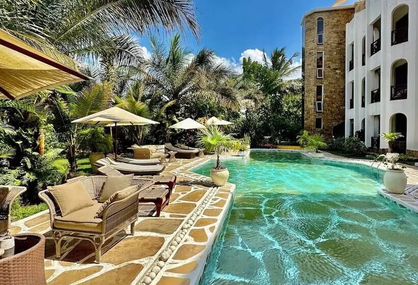 هتل Amani Luxury Apartments Diani Beach